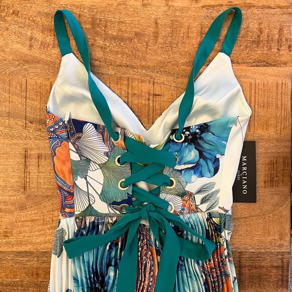 NWT Marciano Lucky Charm Jumpsuit Size 2 Pleated Wide Leg Floral Lace Up - Picture 9 of 15